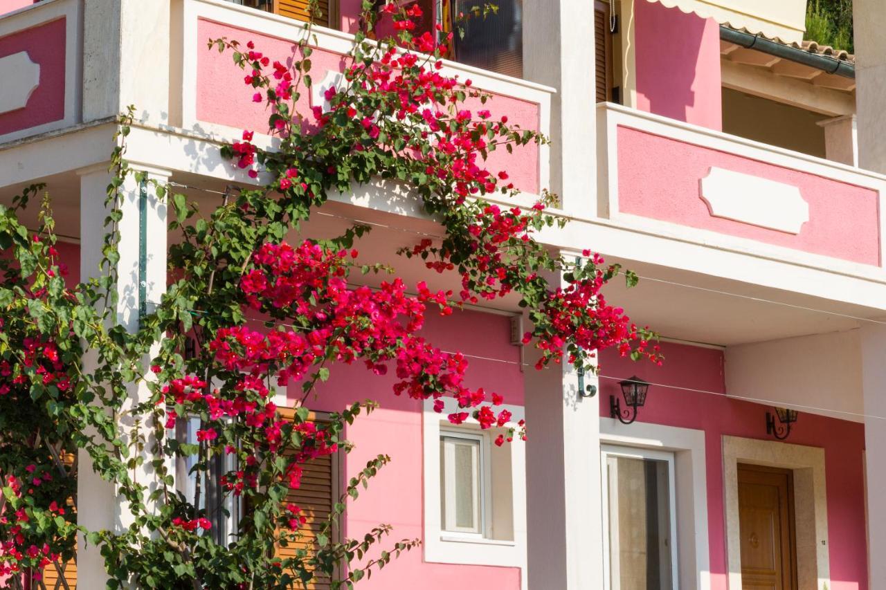 Niki Sunrise Apartments Gastouri  Exterior foto